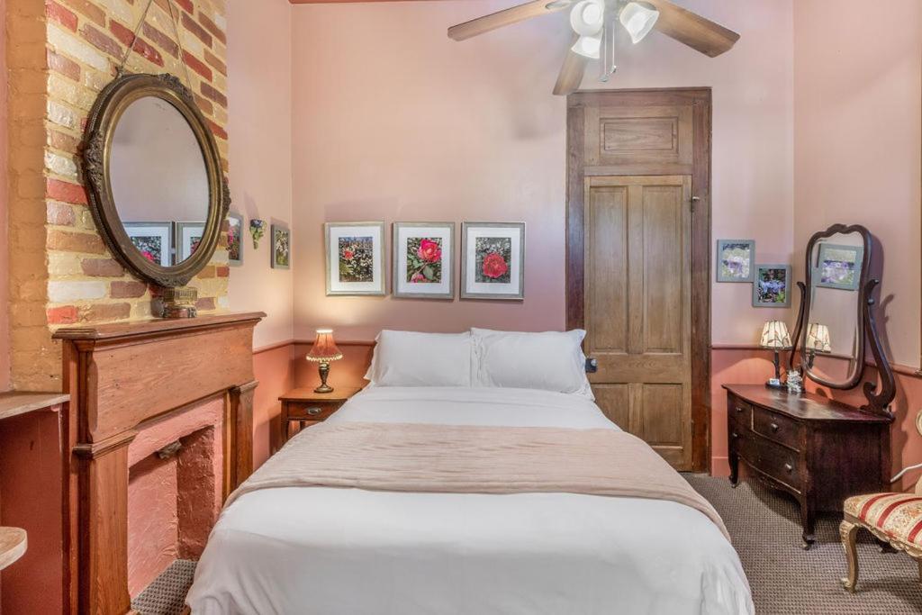 Royal Barracks Guest House New Orleans  Kültér fotó